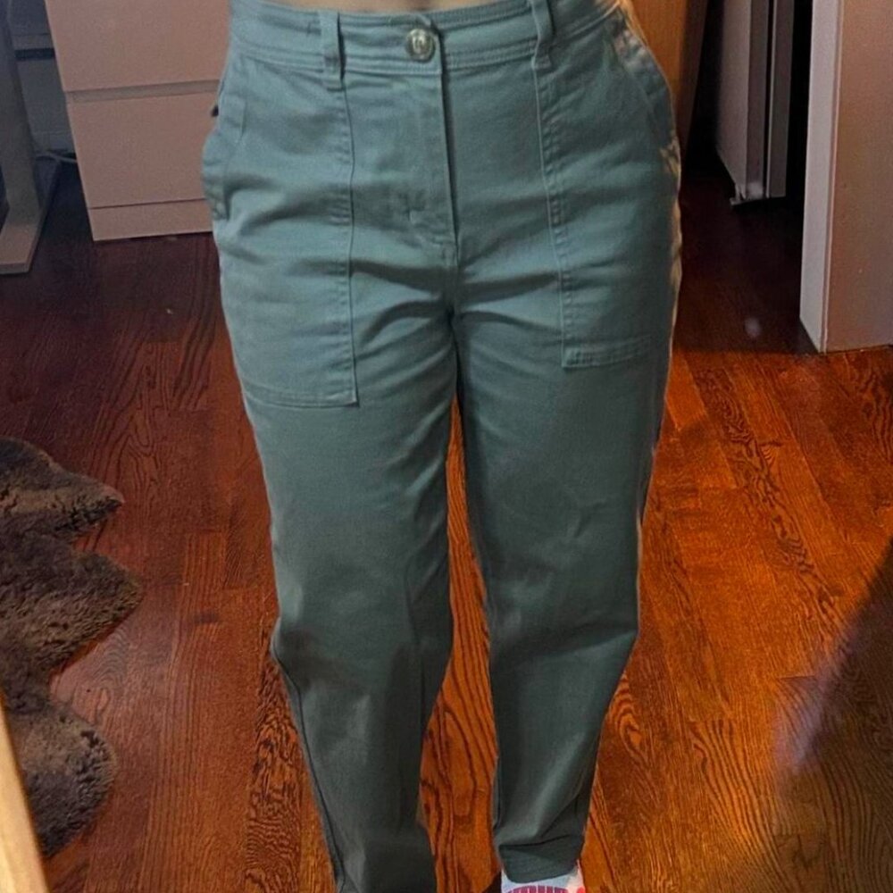 Green straight leg cargo pants